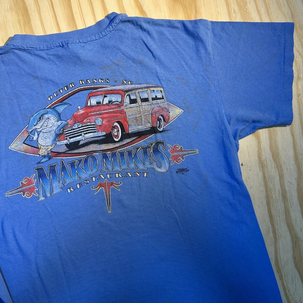 Vintage Anvil Mako Mikes Restaurant Outer Banks NC Shark Woody Wagon T-Shirt L